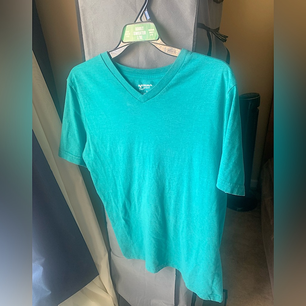 Arizona Jean Co V Neck Tee